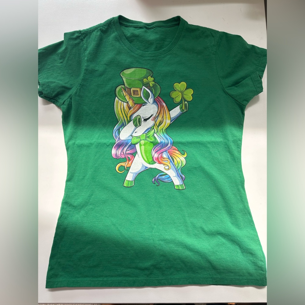 St. Patrick’s day shirt unicorn women’s small